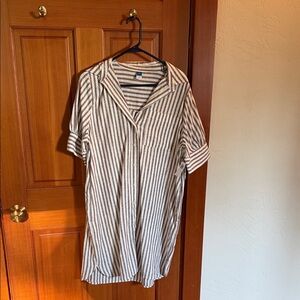 Old Navy Men's Casual Striped Shirt - Brown and White